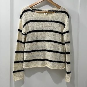Creamy cozy sweater in size xs